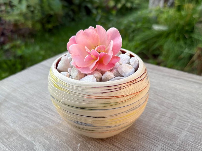 Кашпо «Linear pastel»