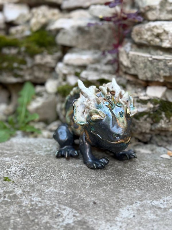 Скульптура «Obsidian Dragon»